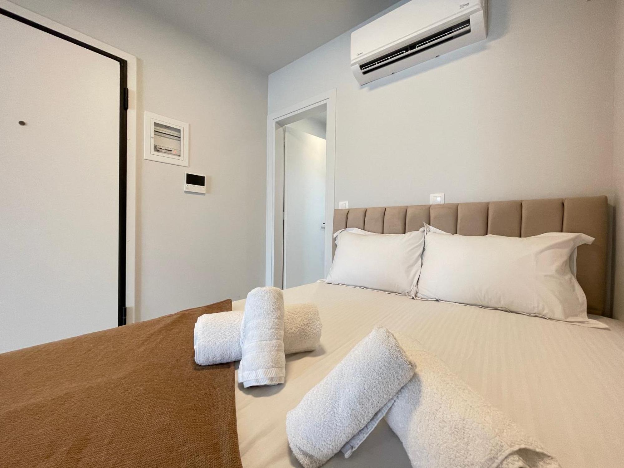 Acropolis View Luxurious Studio Living เอเธนส์ ภายนอก รูปภาพ