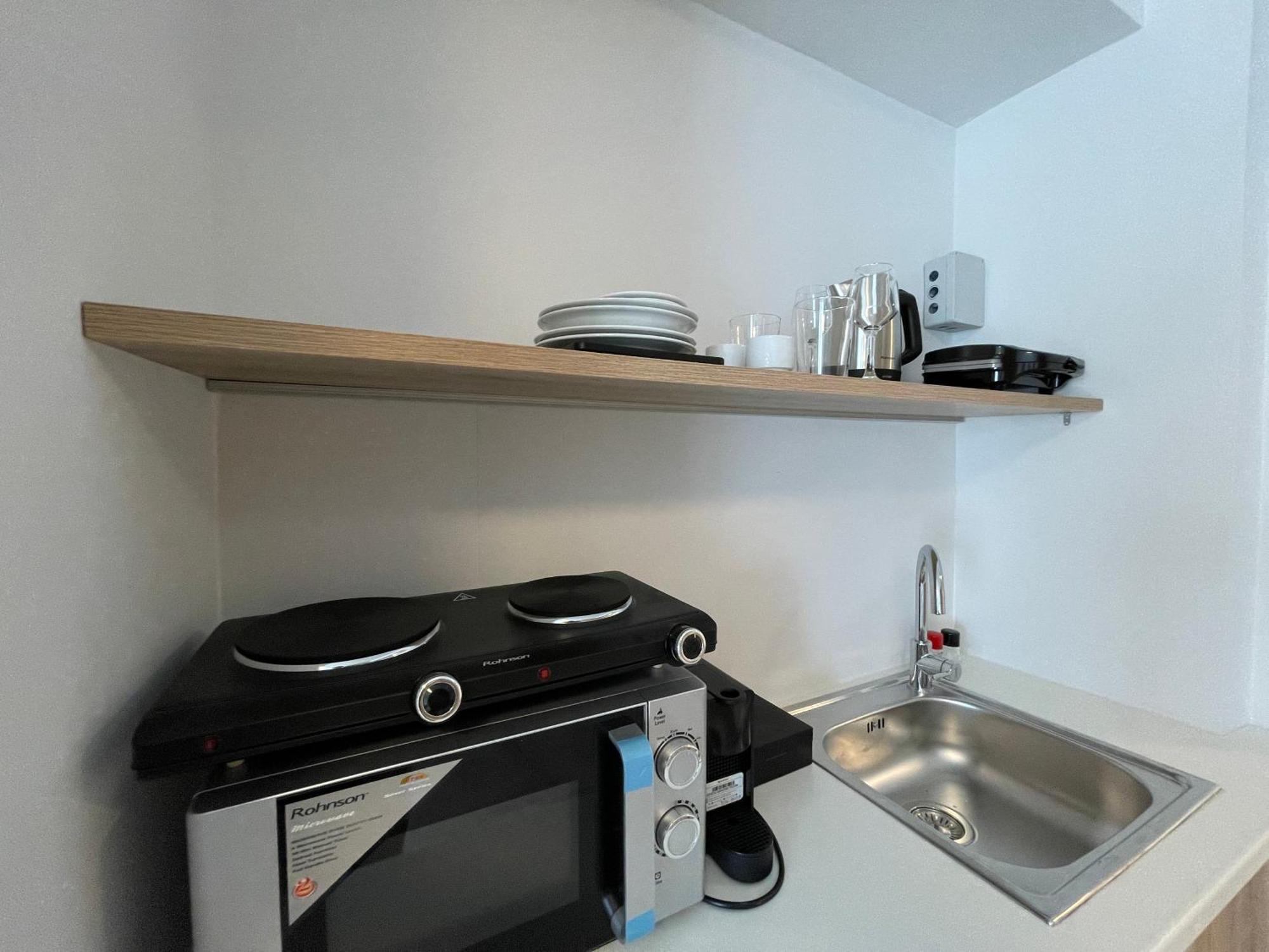 Acropolis View Luxurious Studio Living เอเธนส์ ภายนอก รูปภาพ