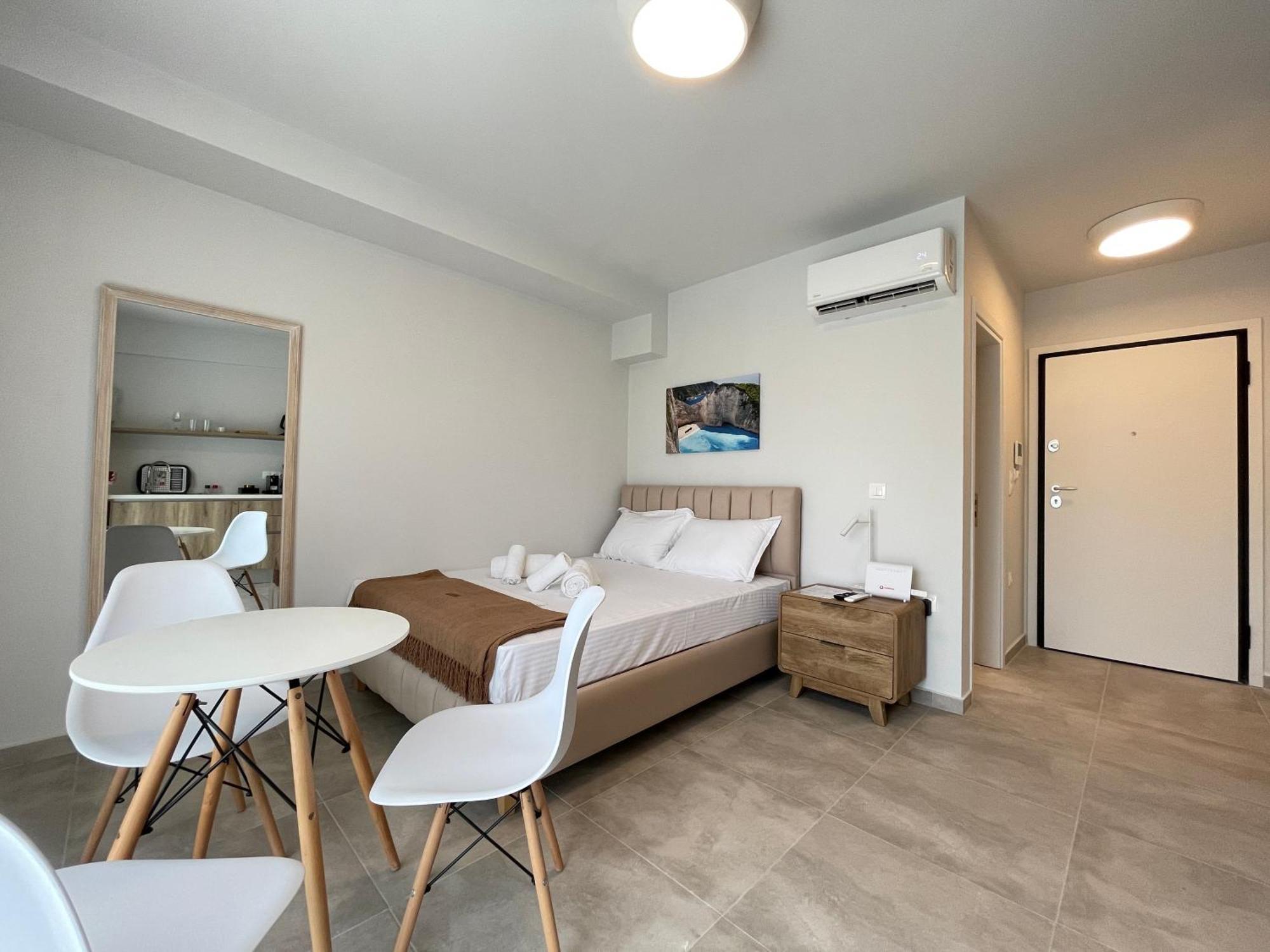 Acropolis View Luxurious Studio Living เอเธนส์ ภายนอก รูปภาพ