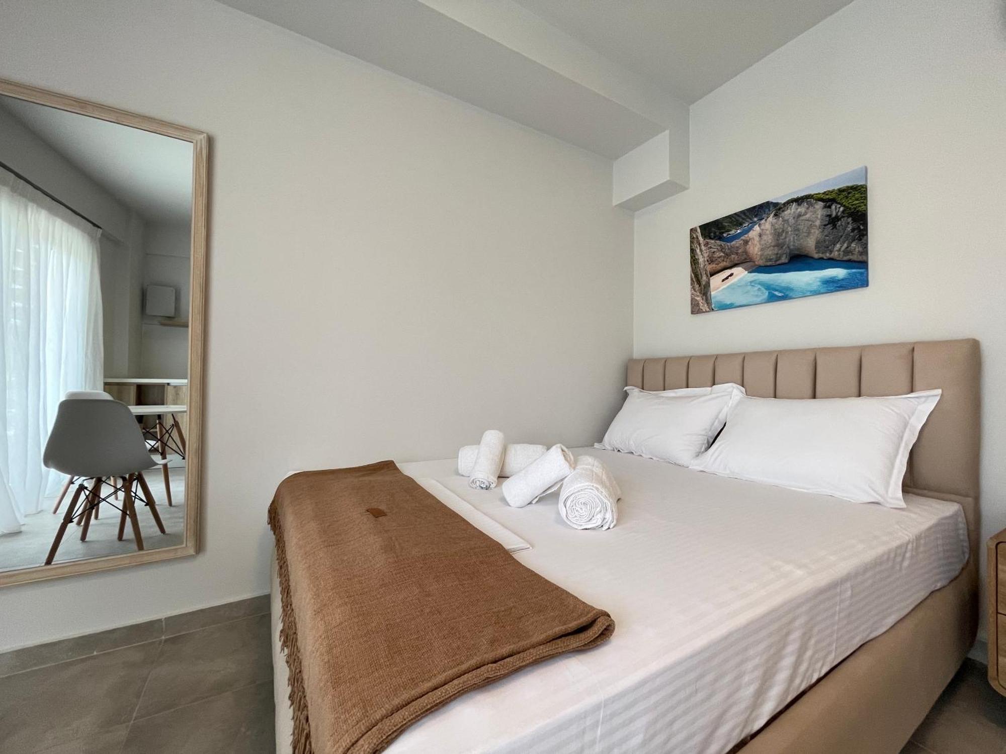 Acropolis View Luxurious Studio Living เอเธนส์ ภายนอก รูปภาพ