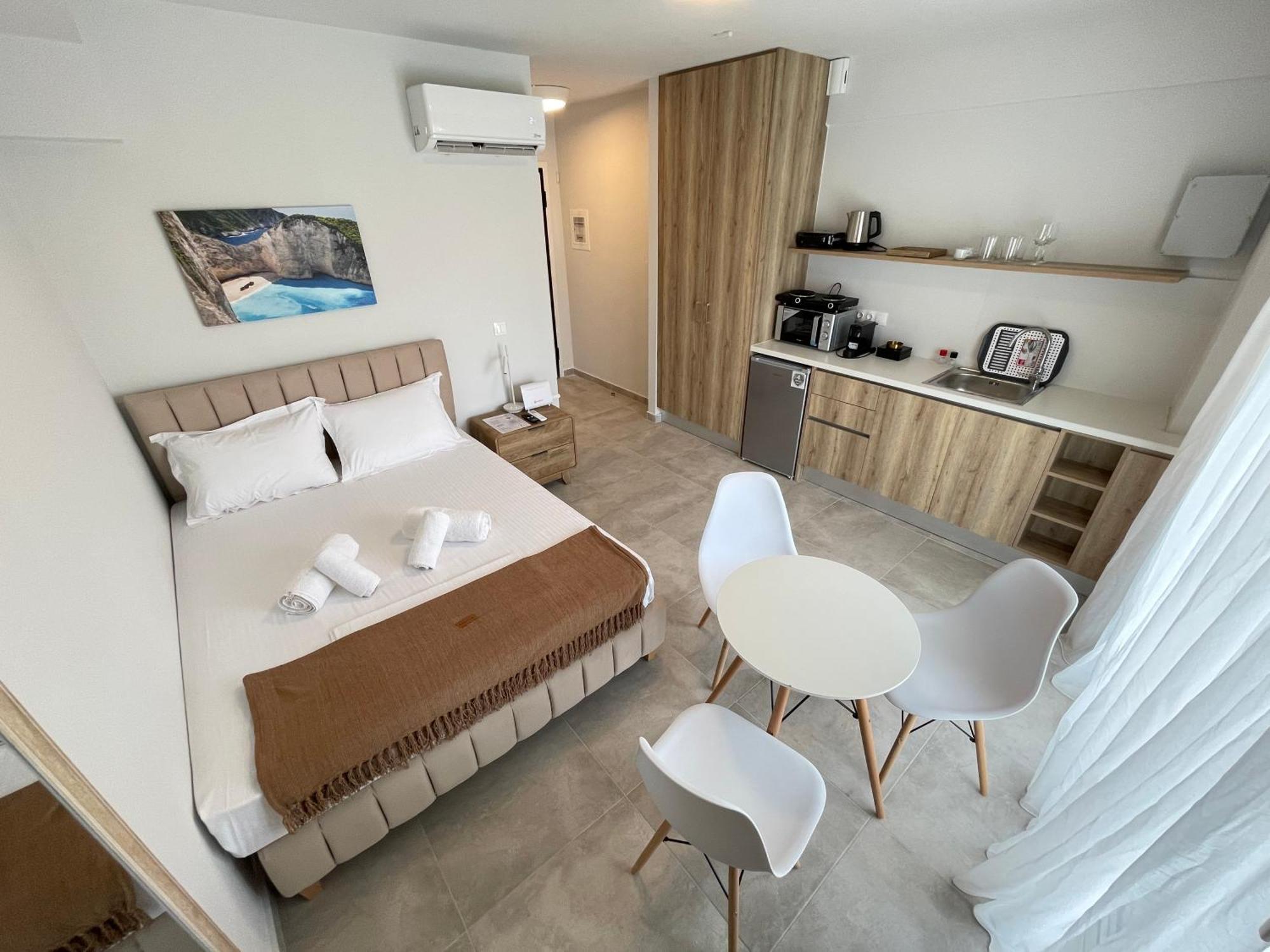 Acropolis View Luxurious Studio Living เอเธนส์ ภายนอก รูปภาพ